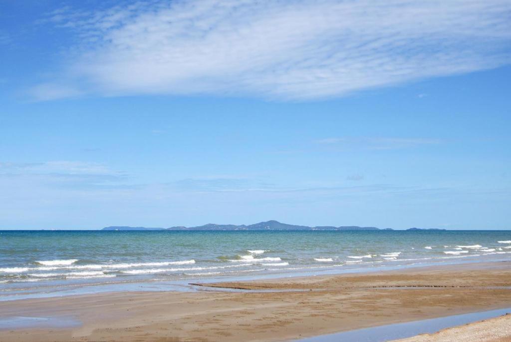 Oyo 1141 Ban Dao Hotell Jomtien Beach Exteriör bild